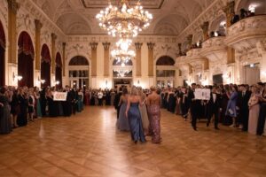 Maturaball BA Linz Auhof 2023 Foto der Abendreportage