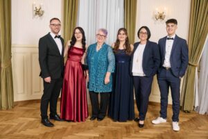 Maturaball BA Linz Auhof 2023 Foto der Studiofotografie