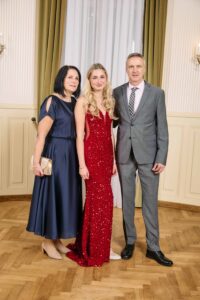 Maturaball BA Linz Auhof 2023 Foto der Studiofotografie