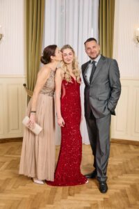 Maturaball BA Linz Auhof 2023 Foto der Studiofotografie