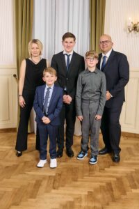 Maturaball BA Linz Auhof 2023 Foto der Studiofotografie