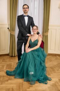 Maturaball BA Linz Auhof 2023 Foto der Studiofotografie