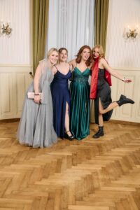 Maturaball BA Linz Auhof 2023 Foto der Studiofotografie